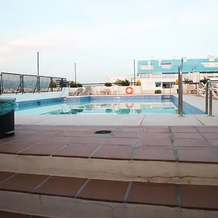 Apartment Centrico Y En Primera Linea De Playa. Marbella
